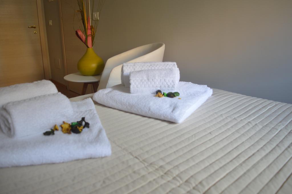 B&B Gmatt Rooms โรม ภายนอก รูปภาพ